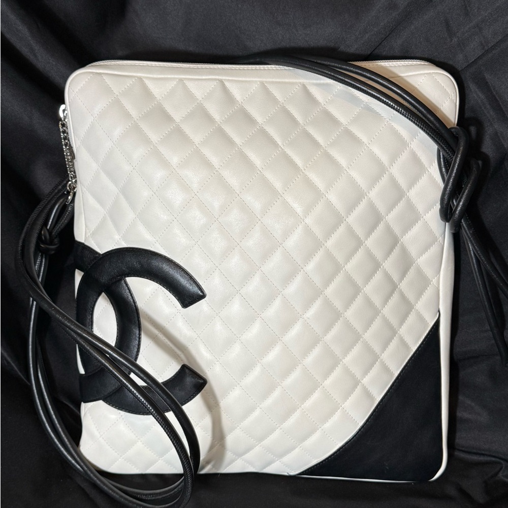 ❌SOLD❌Authentic CHANEL Calfskin Quilted Cambon - Large